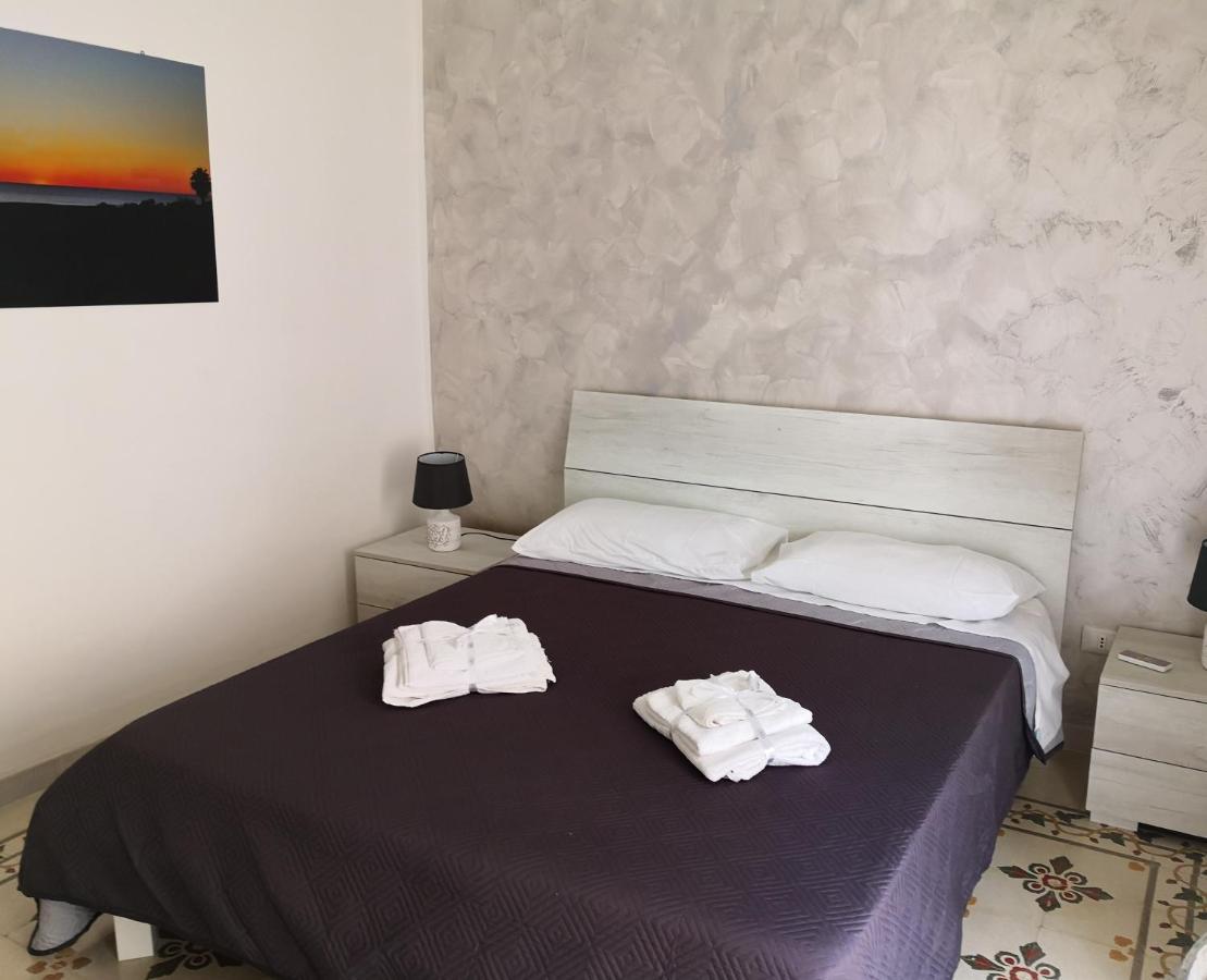 Casa Di Nick Lägenhet Trapani Exteriör bild